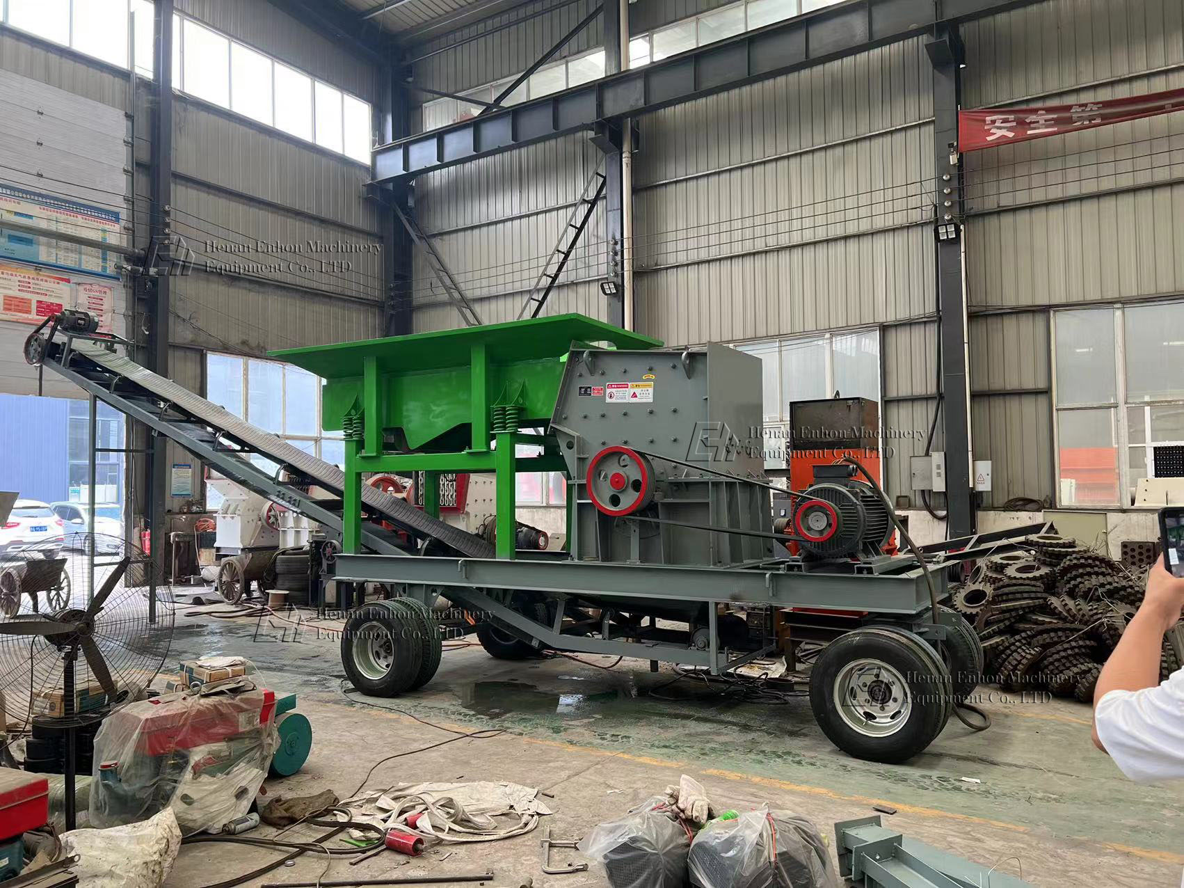 Mobile crushing station equipment series